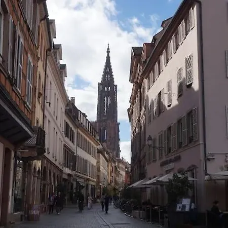 Apartamento L'art Déco - Centre Cathédrale - Carré D'or - Commerces à Proximité Estrasburgo
